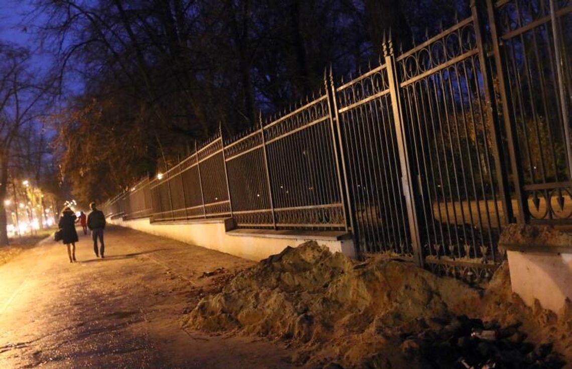 Otwierają Ogród Saski. Na noc będzie zamykany? Otwierają Ogród Saski. Na noc będzie zamykany?