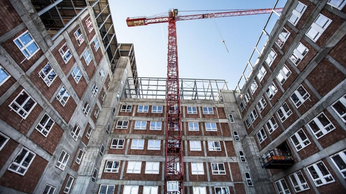 Pacjenci jeszcze poczekają na zakończenie rozbudowy COZL