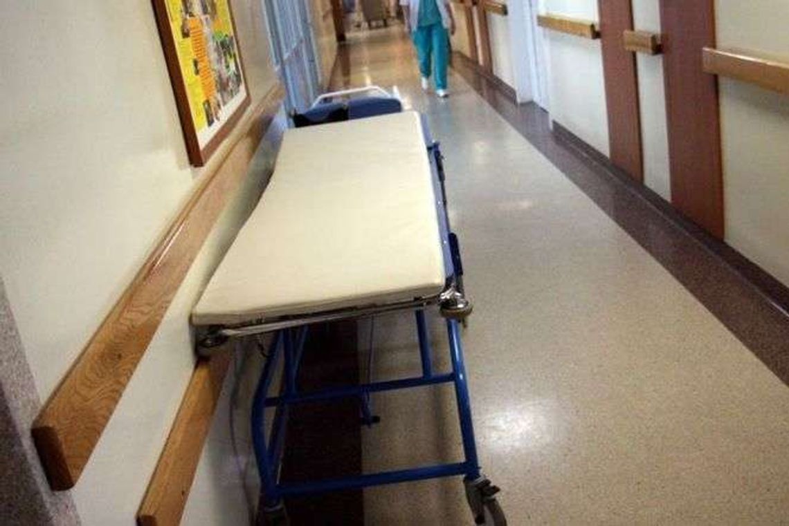 Pacjenci płacili za ładowanie telefonów, pranie i strzyżenie. Rekordowa kara dla szpitala