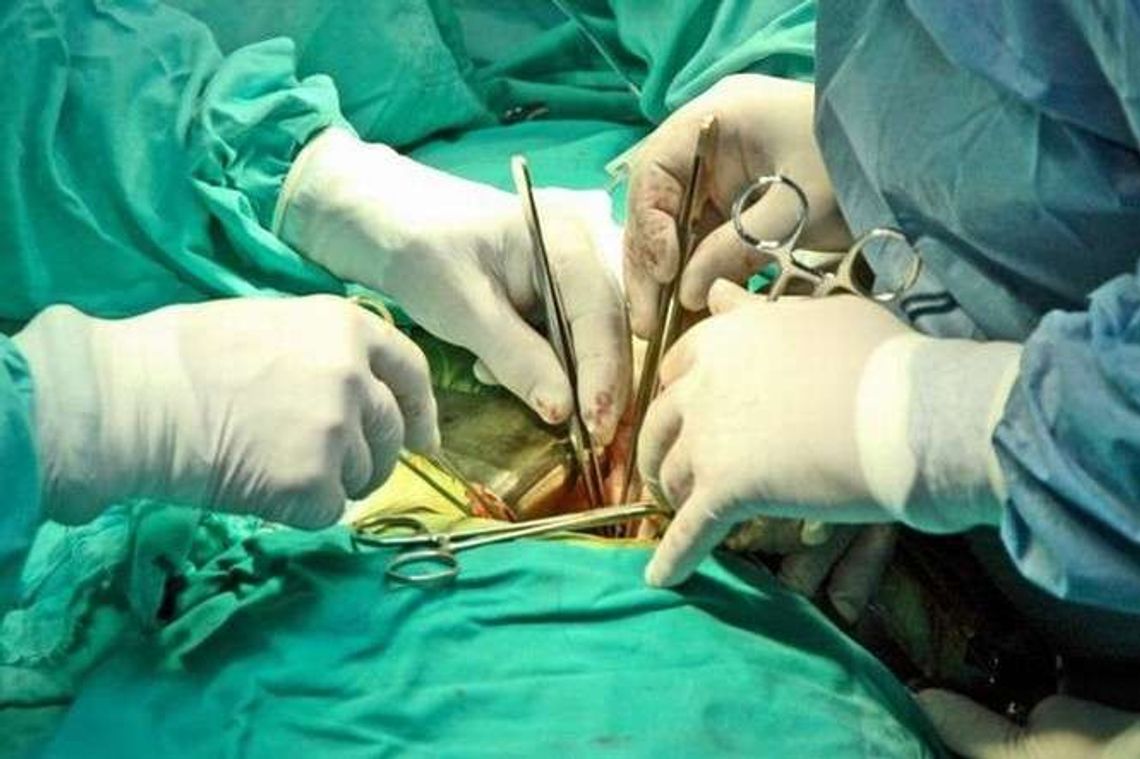 Pacjenci szpitala zachorowali na wirusowe zapalenie wątroby typu C. Chcą odszkodowania