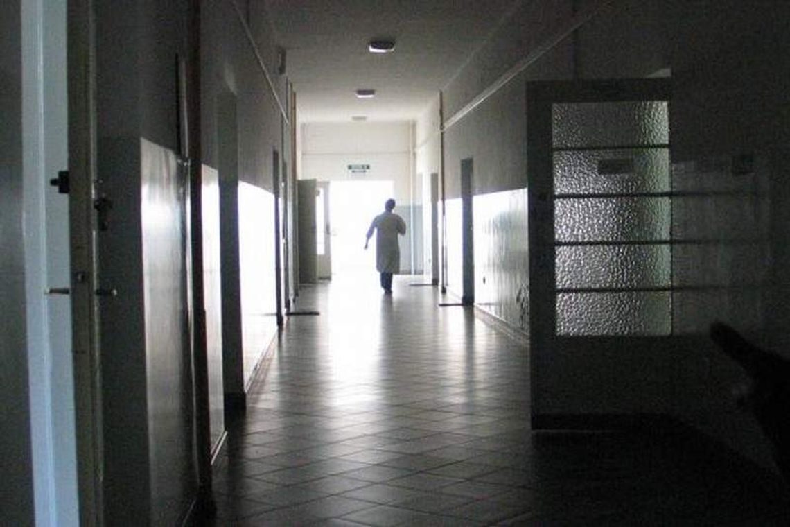 Pacjent i tak by umarł, więc lekarki są niewinne? Sprawa wróci do sądu