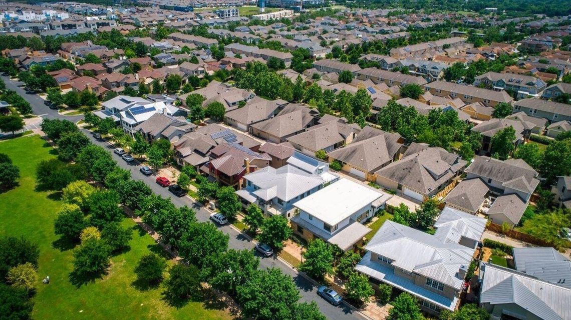 Pafos, Limassol, a może Larnaka? Analizujemy, które cypryjskie miasto wybrać pod inwestycję w 2025 roku. Pafos, Limassol, a może Larnaka? Analizujemy, które cypryjskie miasto wybrać pod inwestycję w 2025 roku.