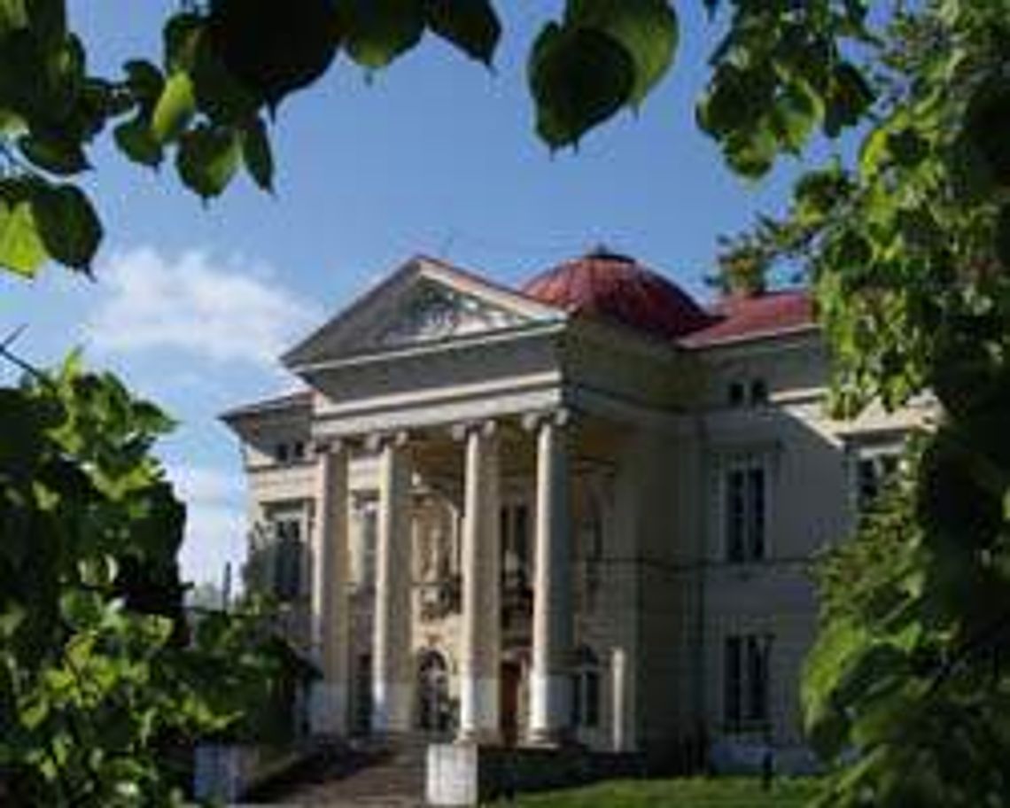 Pałac Lubomirskich w Niezdowie (nr 50) - 3 głosy