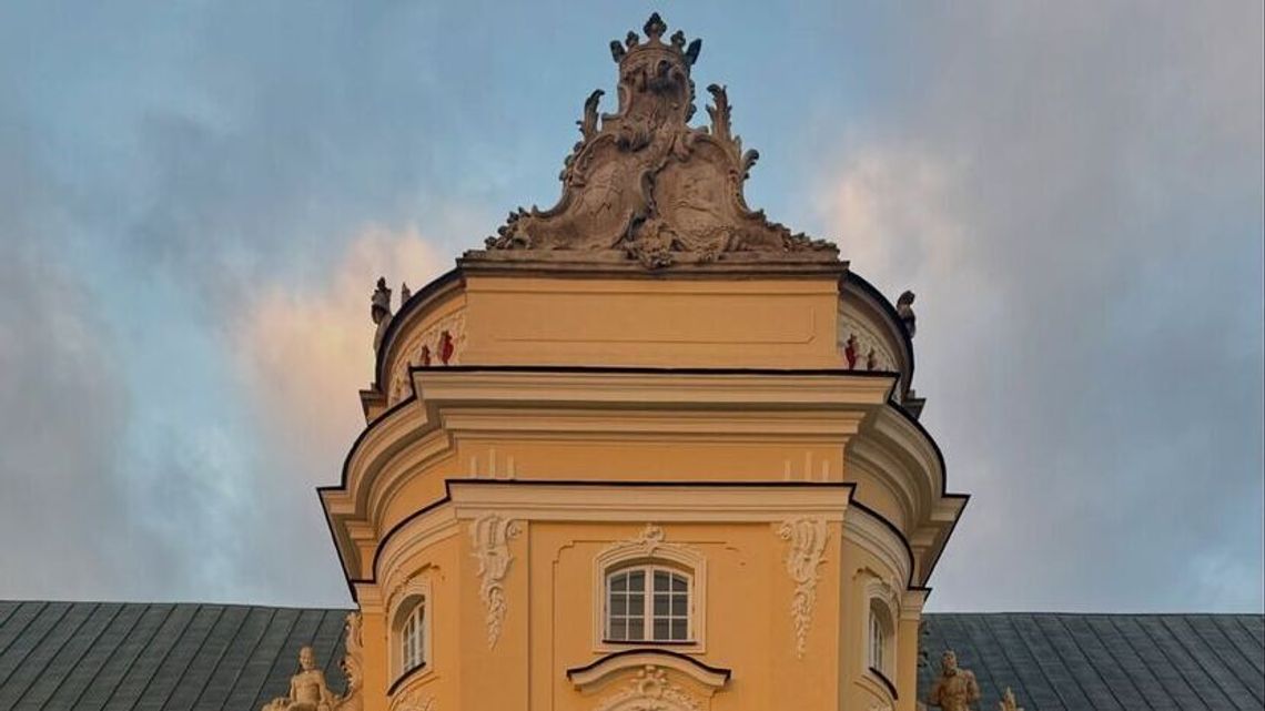 Pałac nie ma szczęścia. Wcześniej awaria, teraz wandal 