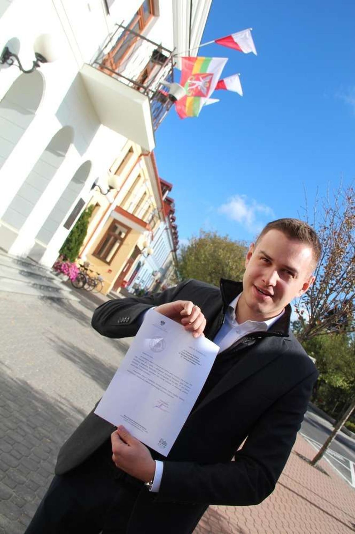 Pałac Radziwiłłów i fundacja z Gdyni. Poseł Kabaciński ma wątpliwości