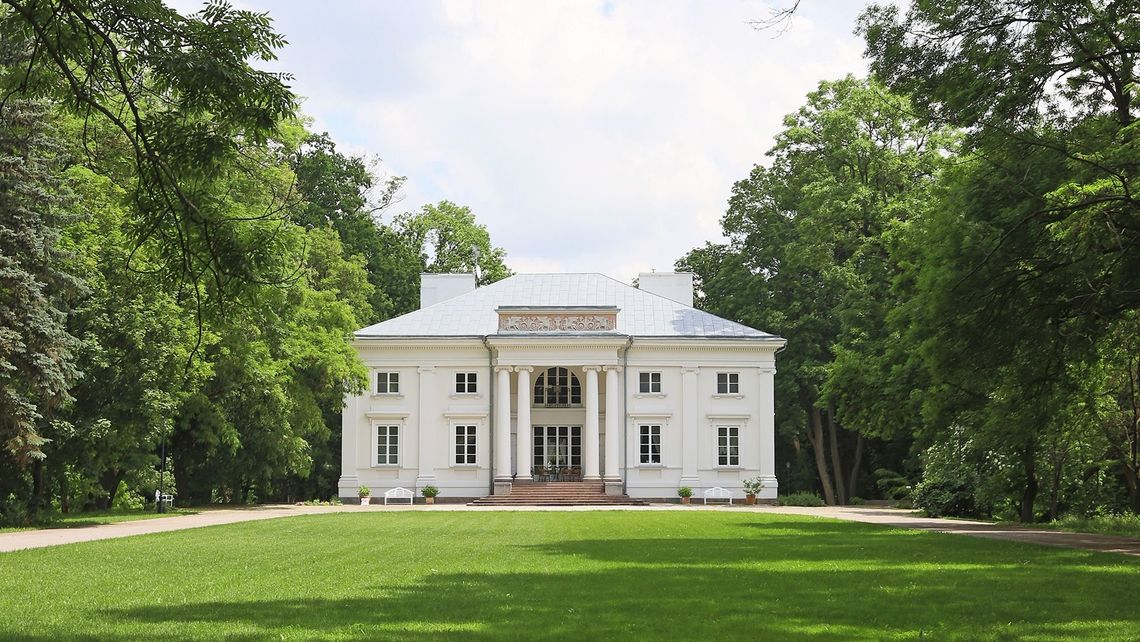 Pałac w Cieleśnicy: Gorzelnia i muzeum 