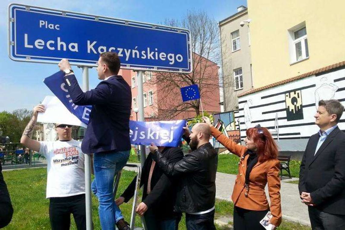 Palikot zmienił nazwę placu Lecha Kaczyńskiego Palikot zmienił nazwę placu Lecha Kaczyńskiego