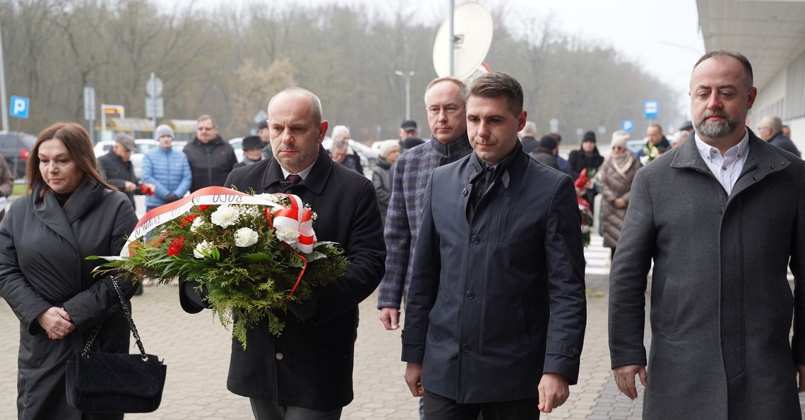 Pamiętają o stanie wojennym. "Puławy" strajkowały najdłużej Pamiętają o stanie wojennym. "Puławy" strajkowały najdłużej