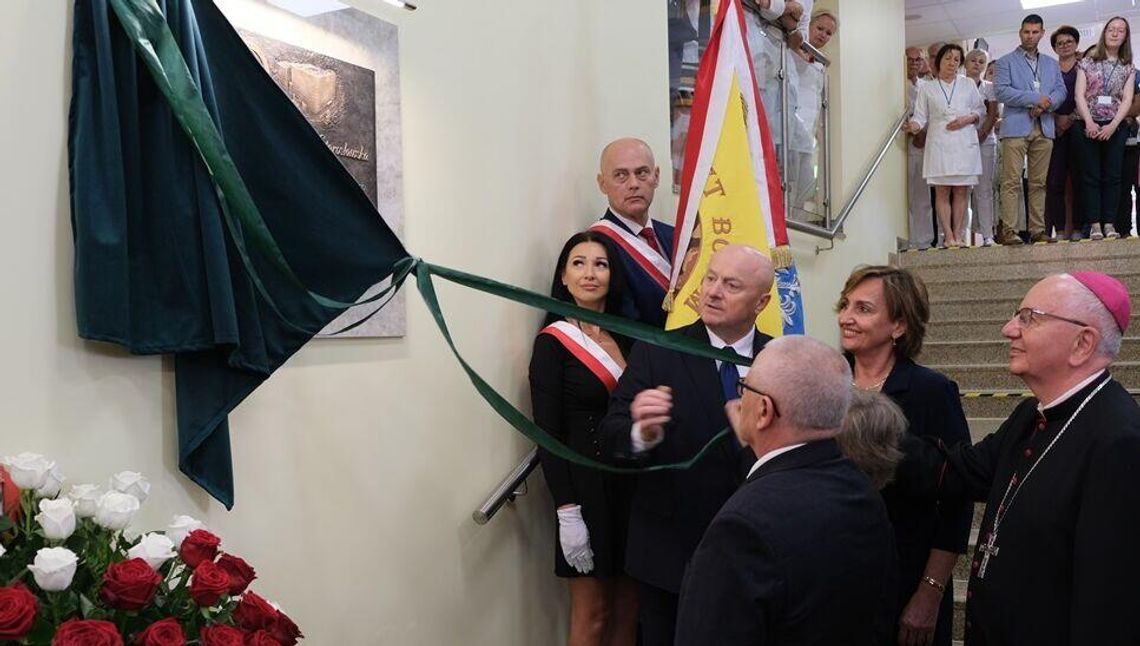 Pamiętali o prof. Starosławskiej. Przyjechał ojciec Rydzyk, a prezes Kaczyński przysłał list Pamiętali o prof. Starosławskiej. Przyjechał ojciec Rydzyk, a prezes Kaczyński przysłał list