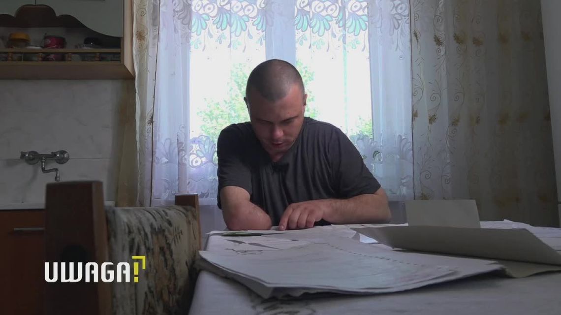 Pan Adam nie ma ręki, ale według ZUS może pracować. "Oni nie patrzą na człowieka" Pan Adam nie ma ręki, ale według ZUS może pracować. "Oni nie patrzą na człowieka"