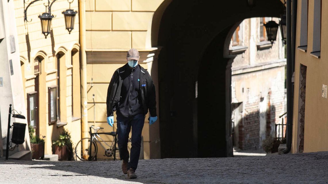 Pandemia koronawirusa w Polsce wygasa? Wskaźnik reprodukcji wirusa spadł poniżej jeden Pandemia koronawirusa w Polsce wygasa? Wskaźnik reprodukcji wirusa spadł poniżej jeden