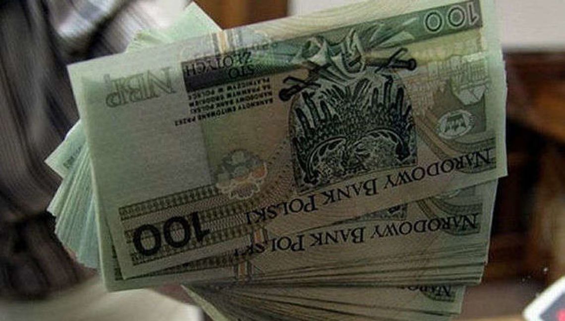 Pandemia nie likwiduje stypendiów szkolnych w Krasnymstawie