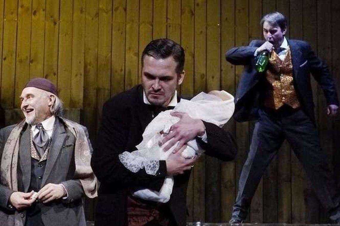 Pani Bovary w Teatrze Osterwy. Recenzja spektaklu