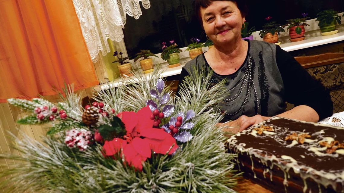 Pani Janina pasjonuje się tradycyjną kuchnią. Przepisy na świąteczny chleb, kapuściarz i buracarz Pani Janina pasjonuje się tradycyjną kuchnią. Przepisy na świąteczny chleb, kapuściarz i buracarz