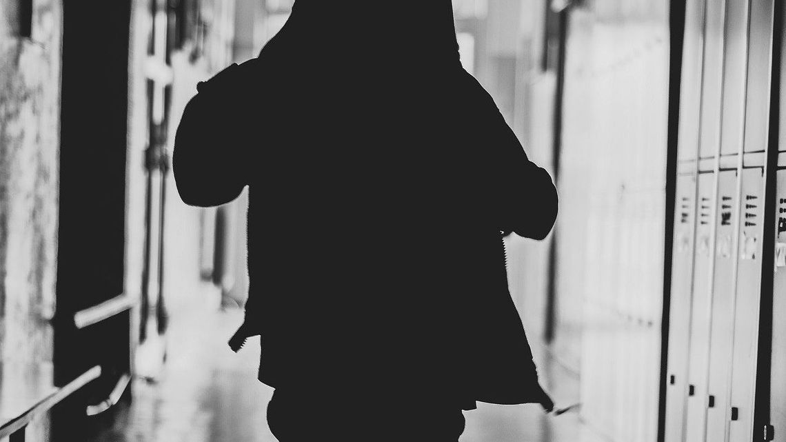 Panika w szkole w Zielonej Górze. Uczennica zaczęła atakować nożem przypadkowe osoby