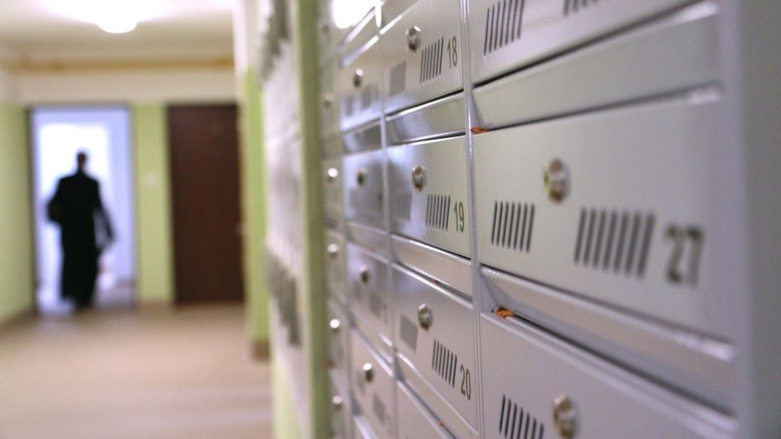 "Paniusiu otwórz!". Co się dzieje w tym mieszkaniu? Mieszkańcy mają problem z lokatorkami "Paniusiu otwórz!". Co się dzieje w tym mieszkaniu? Mieszkańcy mają problem z lokatorkami