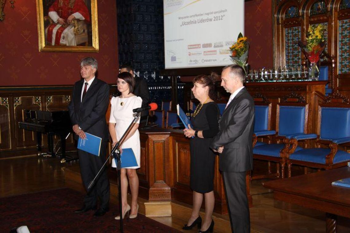 Państwowa Wyższa Szkoła Zawodowa \"Uczelnią Liderów” Państwowa Wyższa Szkoła Zawodowa \"Uczelnią Liderów”