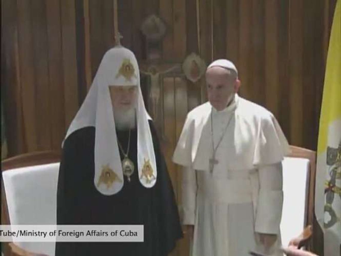 Papież Franciszek i patriarcha Cyryl spotkali się. „Rozmawiajmy jak bracia”