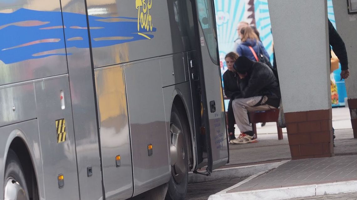 Para niewidomych kupiła bilety z Lublina do Gdyni, ale autobusów nie było. Walczą o zwrot pieniędzy za transport zastępczy
