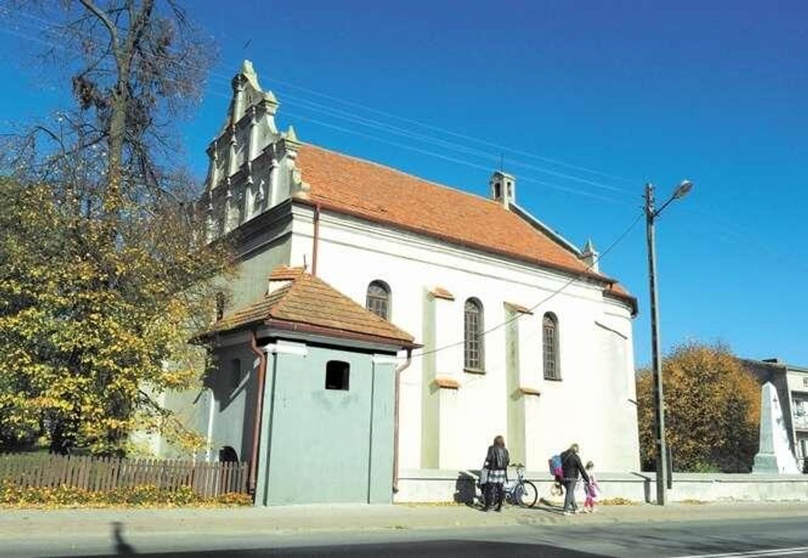 Parafia samowolnie przemalowała zabytek. "Nie wydawaliśmy na to zgody"