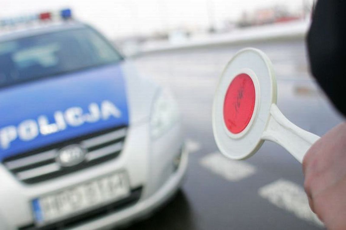 Parczew: Dwa auta w rowie na W-815