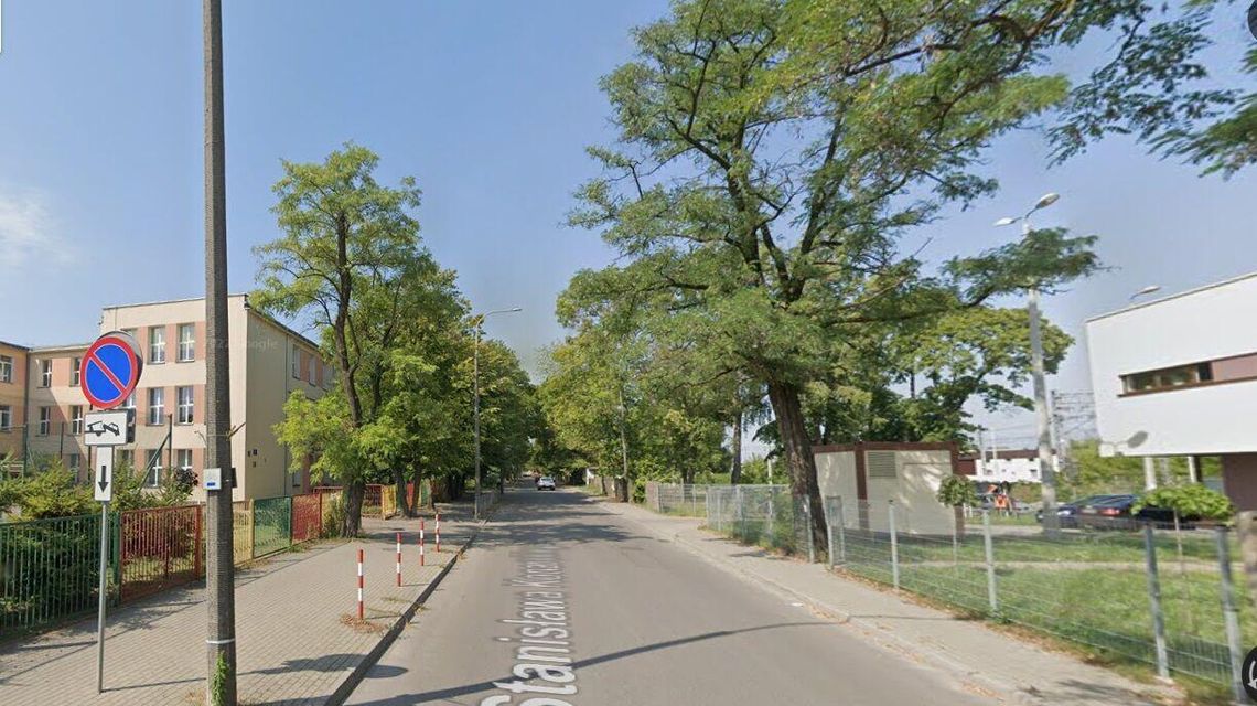 Parking na 40 miejsc? Nie, bo PKP nie odda działki miastu Parking na 40 miejsc? Nie, bo PKP nie odda działki miastu