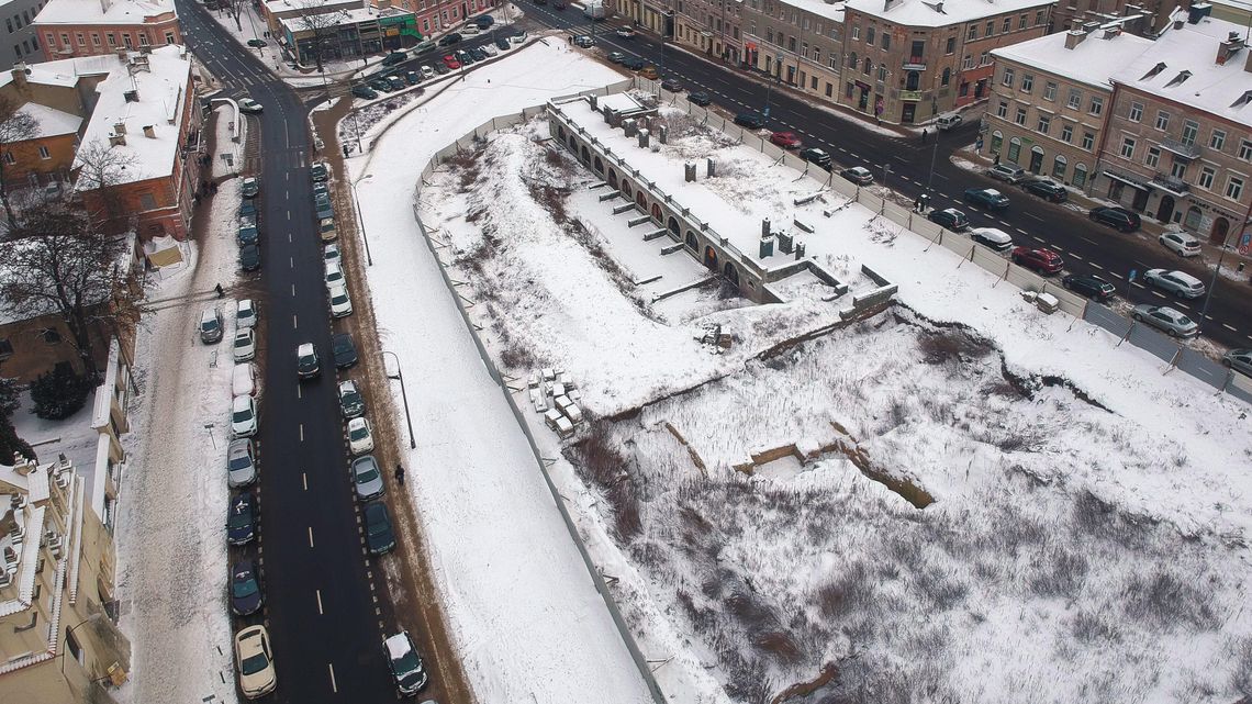 Parking nie powstał, Ratusz chce zabrać Arkadom teren przy ul. Świętoduskiej