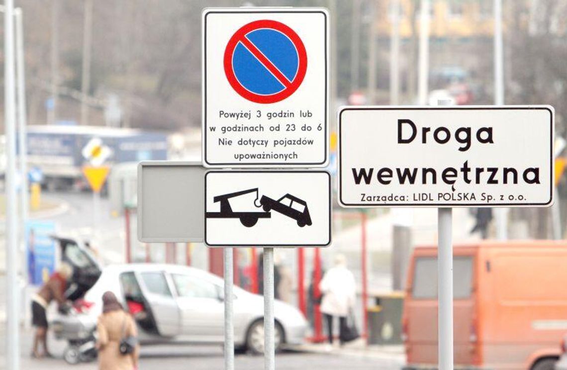 Parking przy Lidlu dla klientów, nie dla mieszkańców