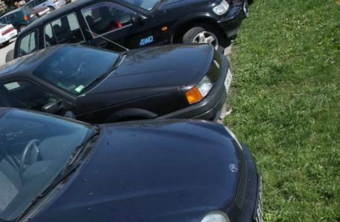 Parkingi przy Filaretów i Dolnej Panny Marii znów do wzięcia Parkingi przy Filaretów i Dolnej Panny Marii znów do wzięcia