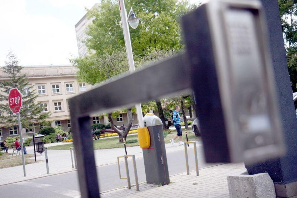 Parkingi przy uczelniach nie dla studentów Parkingi przy uczelniach nie dla studentów