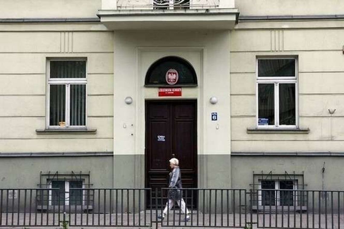 Partia Razem zarzucała indoktrynację. Kuratorium odpowiada