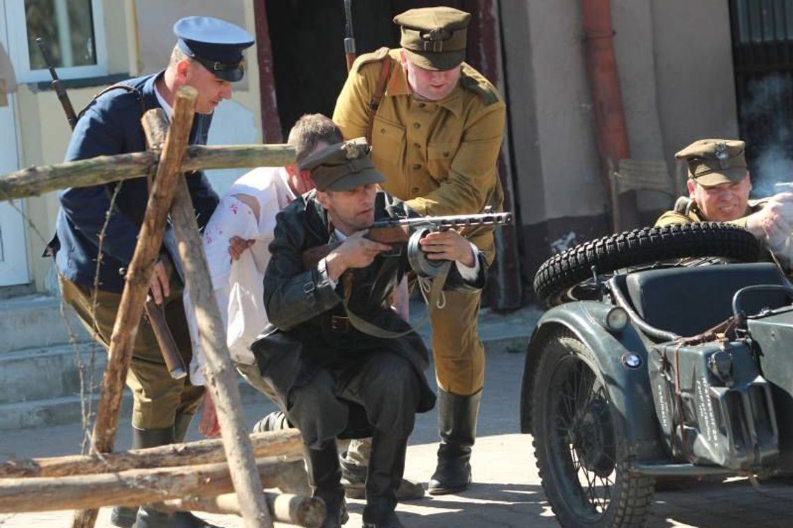 Partyzanci \"Zapory\" rozbroili posterunek Milicji Obywatelskiej w Bełżycach (zdjęcia)