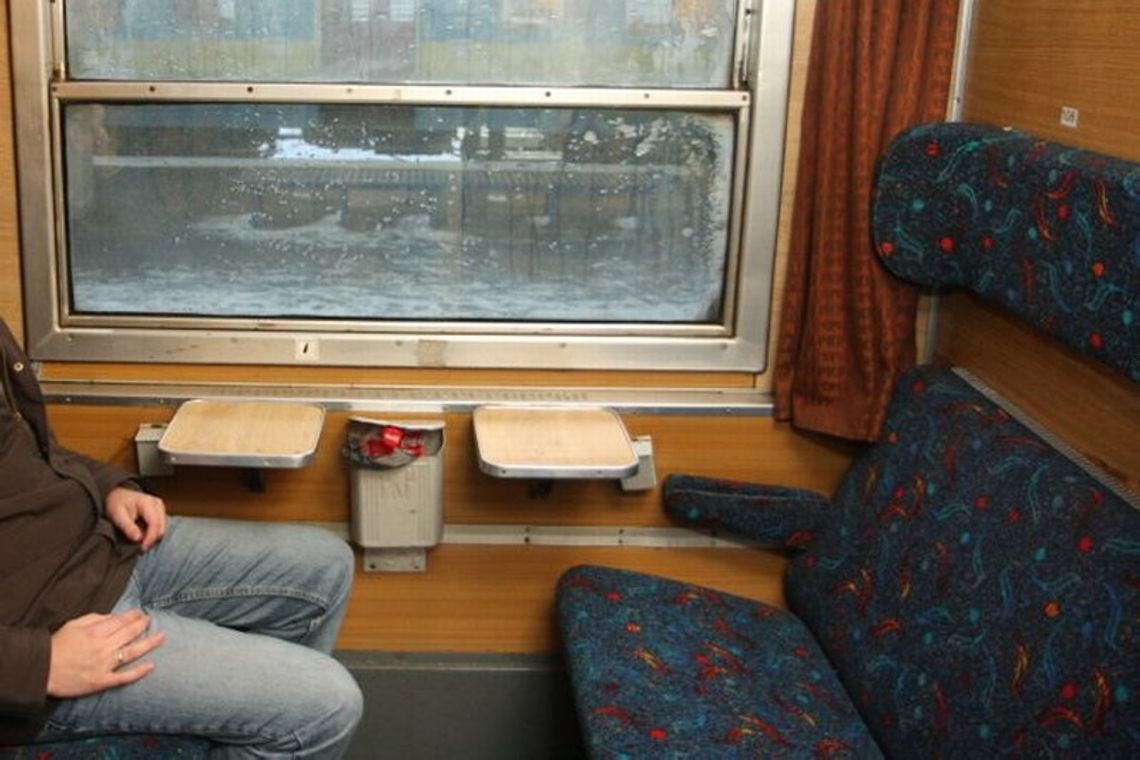 Pasażer o podróży PKP z Warszawy do Lublina: \"2,5 godz. w igloo\"