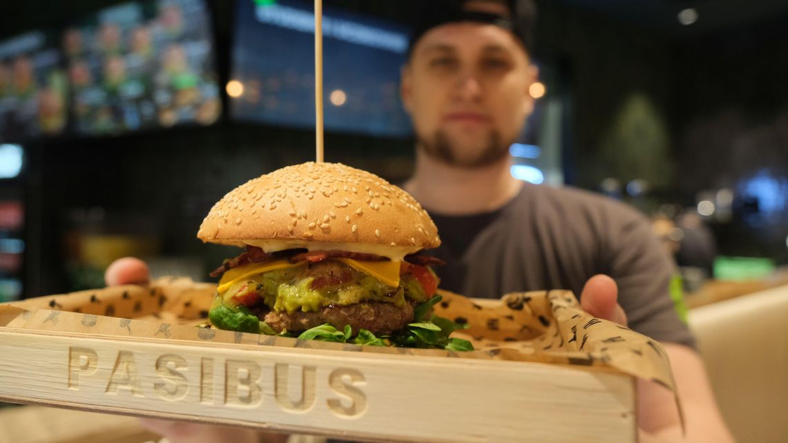 Pasibus, czyli nowe miejsce z burgerami w Lublinie. Pierwszy lokal sieci w tej części Polski