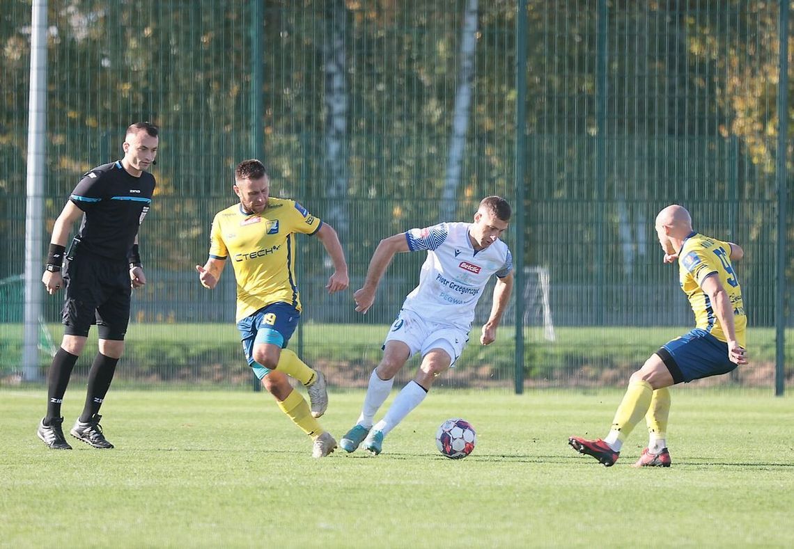 Patryk Małecki wystąpił w Poniatowej i pomógł odnieść rezerwom Avii ważne zwycięstwo