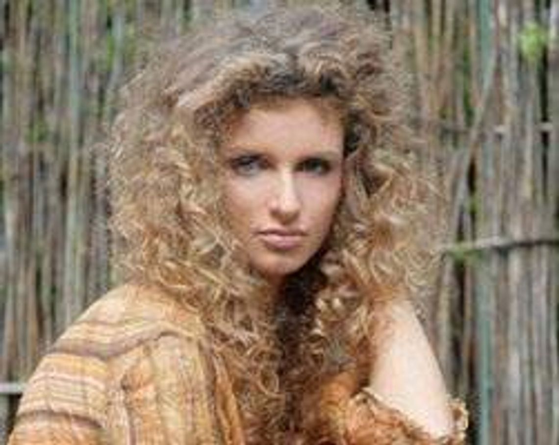 Paulina Orzeł (nr 18) - 19 głosów