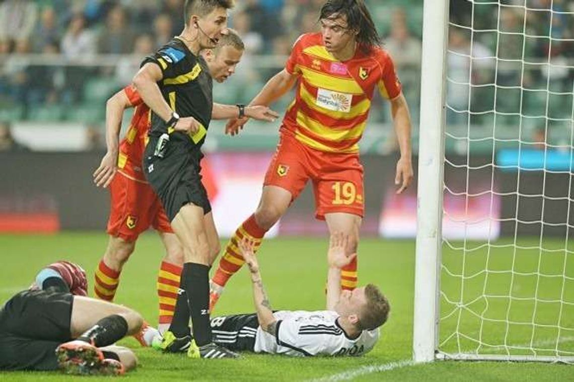 Paweł Gil w środę poprowadzi mecz IV ligi w Lubartowie