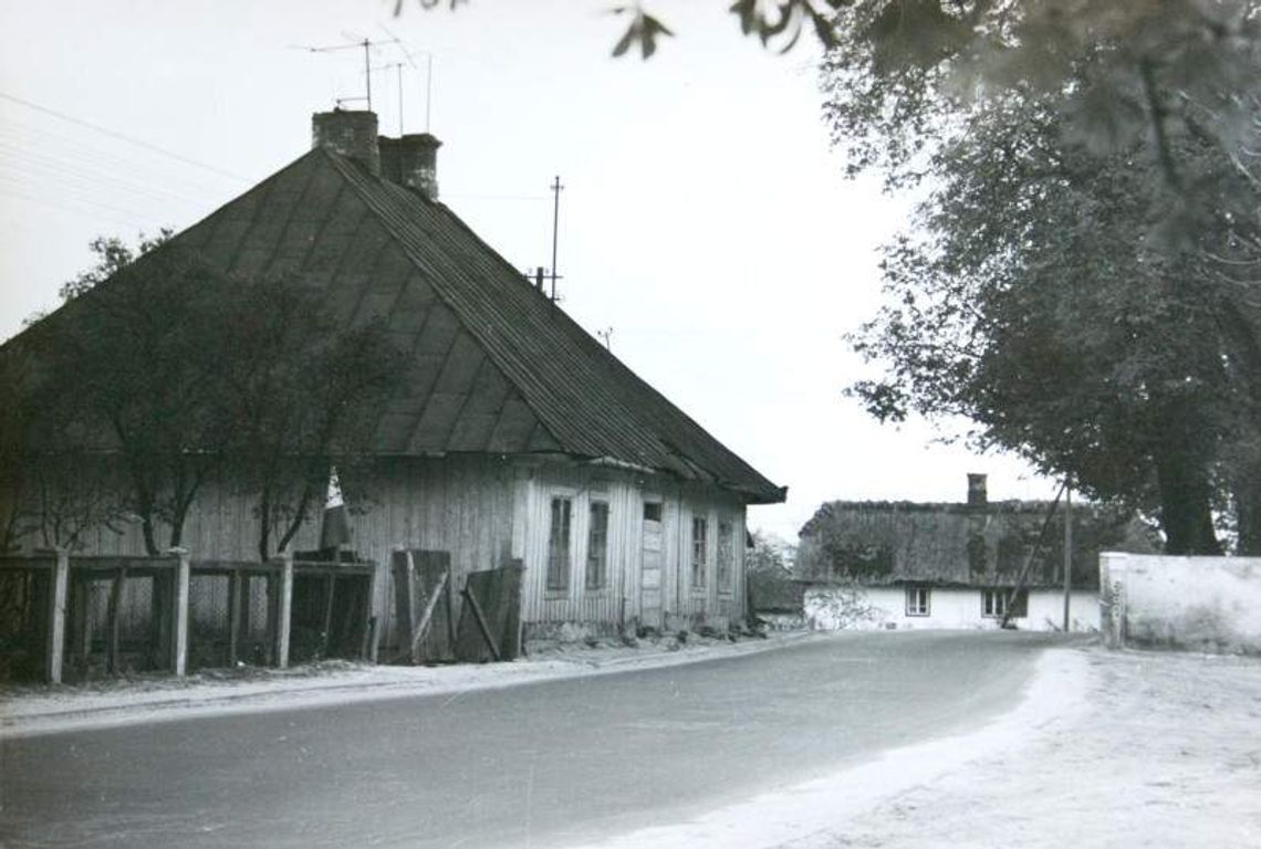 Pechowy obraz i zaginione miecze