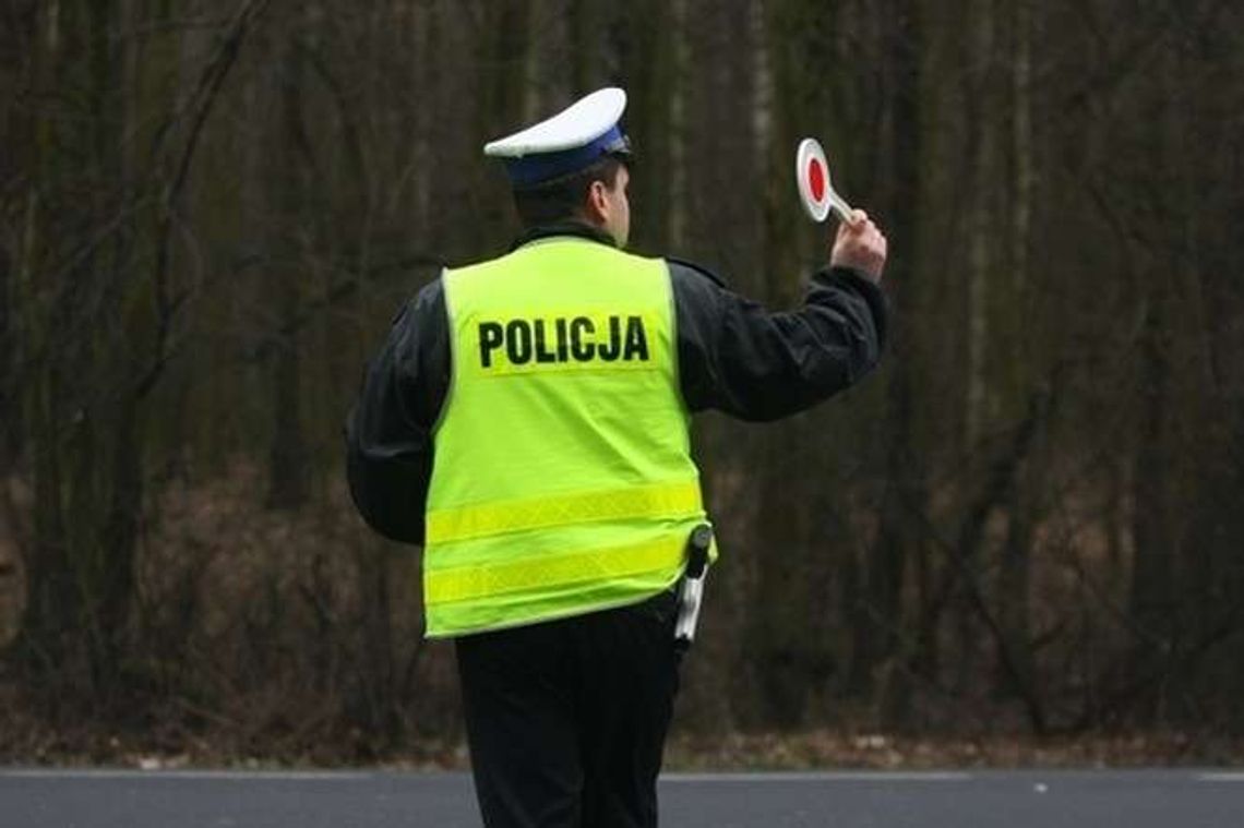 Pędził 139 km/h przez miasto. Stracił prawo jazdy