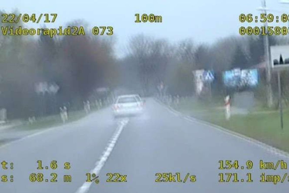Pędził 155 km/h w terenie zabudowanym. Zatrzymali mu prawo jazdy