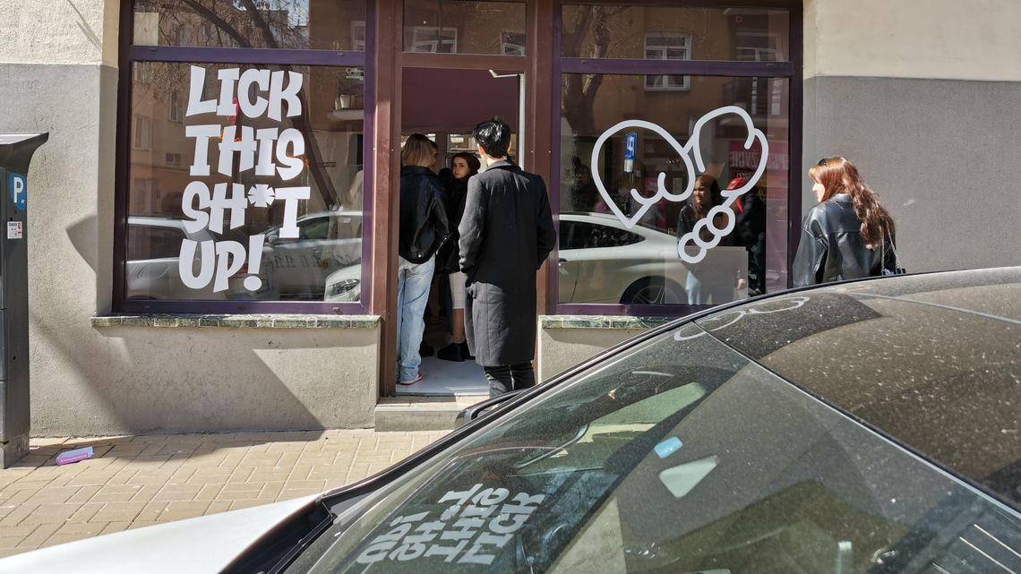 Penisy i waginy na miejscu i na wynos. Cukiernia przełamuje tabu Penisy i waginy na miejscu i na wynos. Cukiernia przełamuje tabu