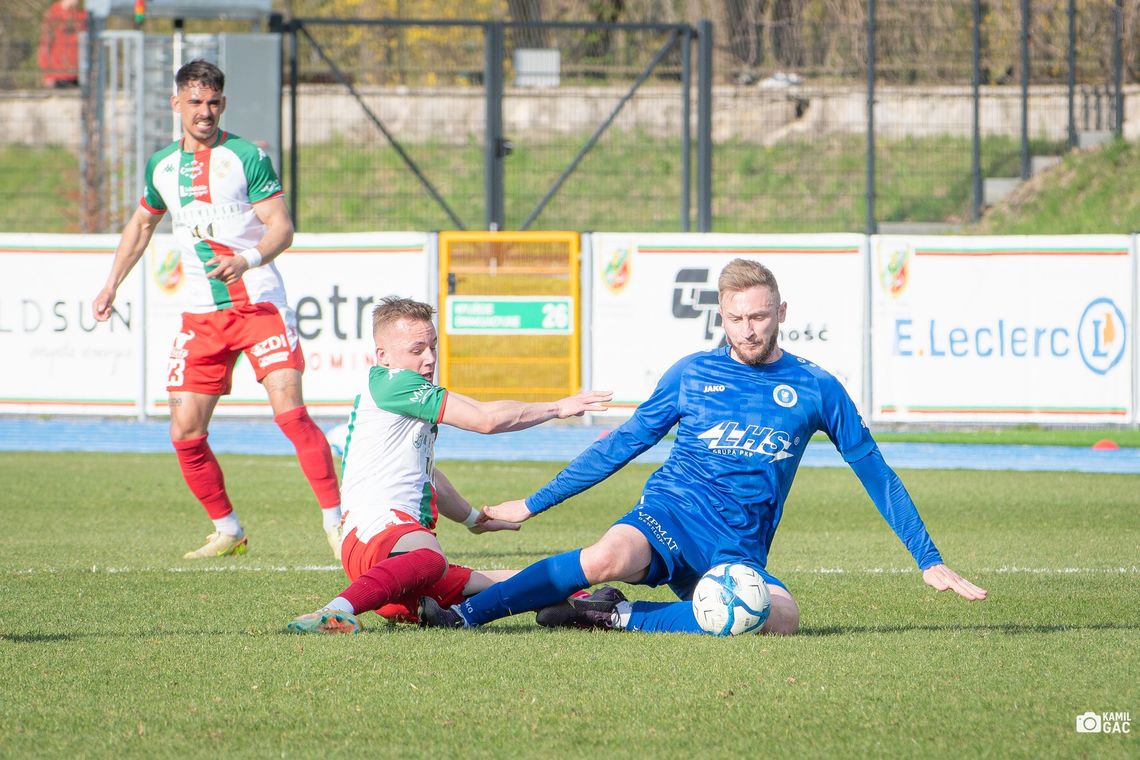 Perfekcyjna Łada, przełamanie Tomasovii, kontrowersje w Radzyniu i reszta wyników Macron IV ligi