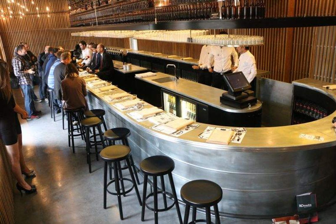 Perła otwiera pijalnię przy Bernardyńskiej. Piwo, jedzenie i długi bar Perła otwiera pijalnię przy Bernardyńskiej. Piwo, jedzenie i długi bar