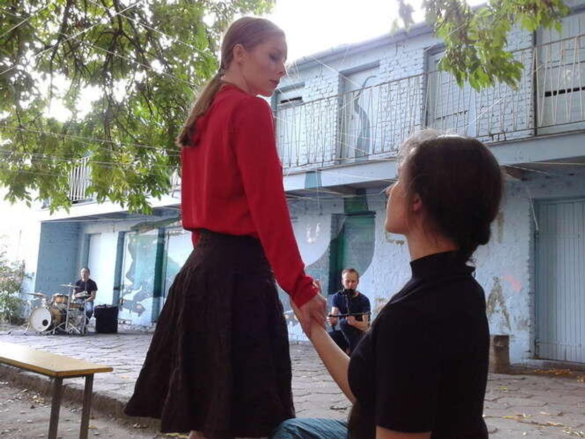 „Personal Spring”: Wędrówka inspirowana Żmigrodem „Personal Spring”: Wędrówka inspirowana Żmigrodem