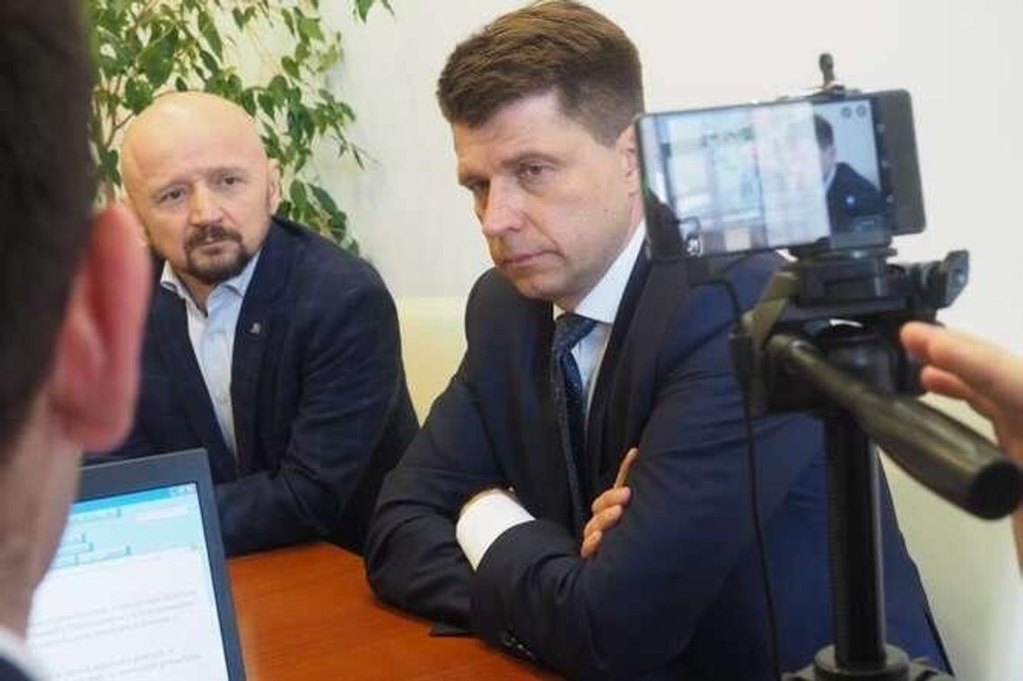 Petru o swojej wierze, wprowadzeniu euro i  handlu w niedzielę