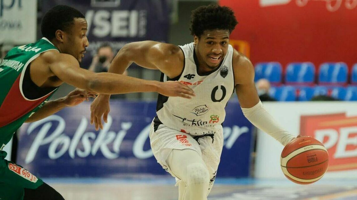 PGE Spójnia Stargard – Polski Cukier Pszczółka Start 80:81 Michaelyn Scott na zwycięstwo!