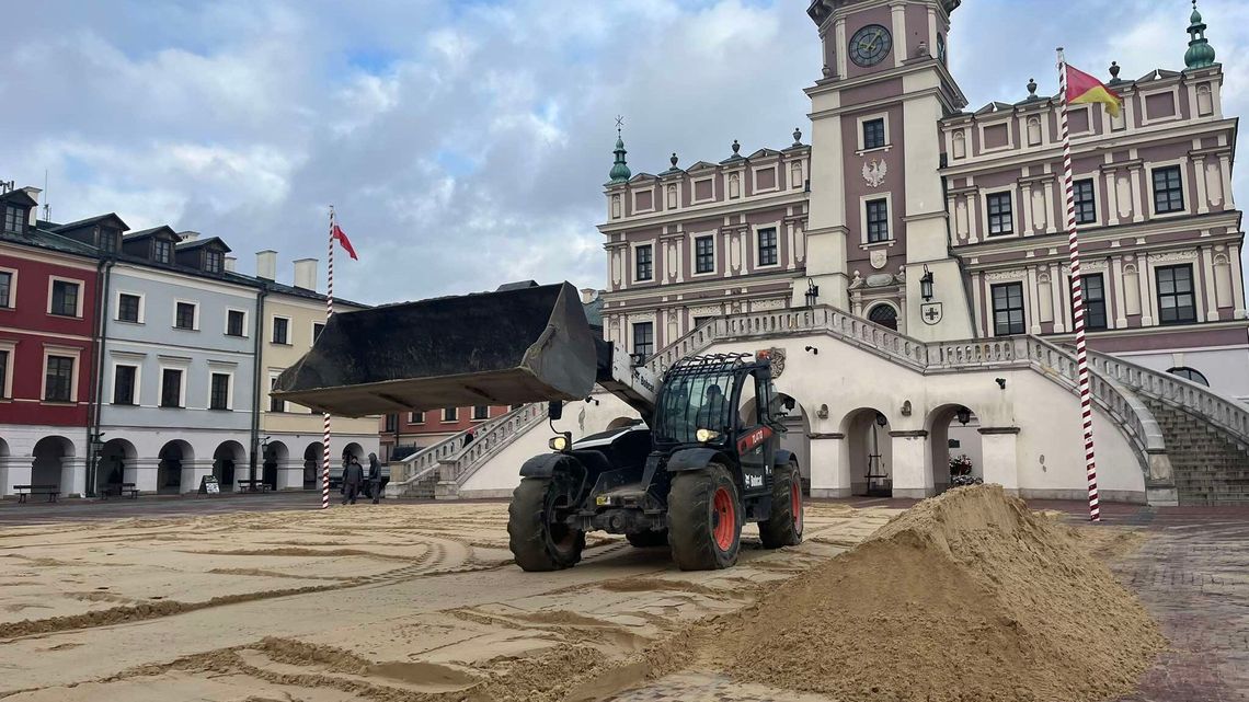Piach dowieźli, będzie lodowisko. Znamy cennik na sezon 2024/2025 Piach dowieźli, będzie lodowisko. Znamy cennik na sezon 2024/2025