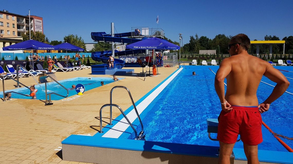 Piasek z Łeby, bicze wodne i zjeżdżalnia. Takie cuda na bialskiej uczelni 