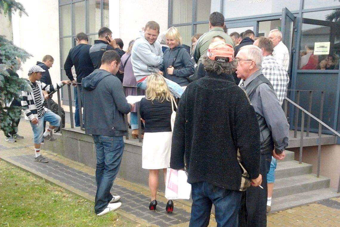 Piaski. Awantura o miejsca na targowisku. Kupcy zbojkotowali licytację