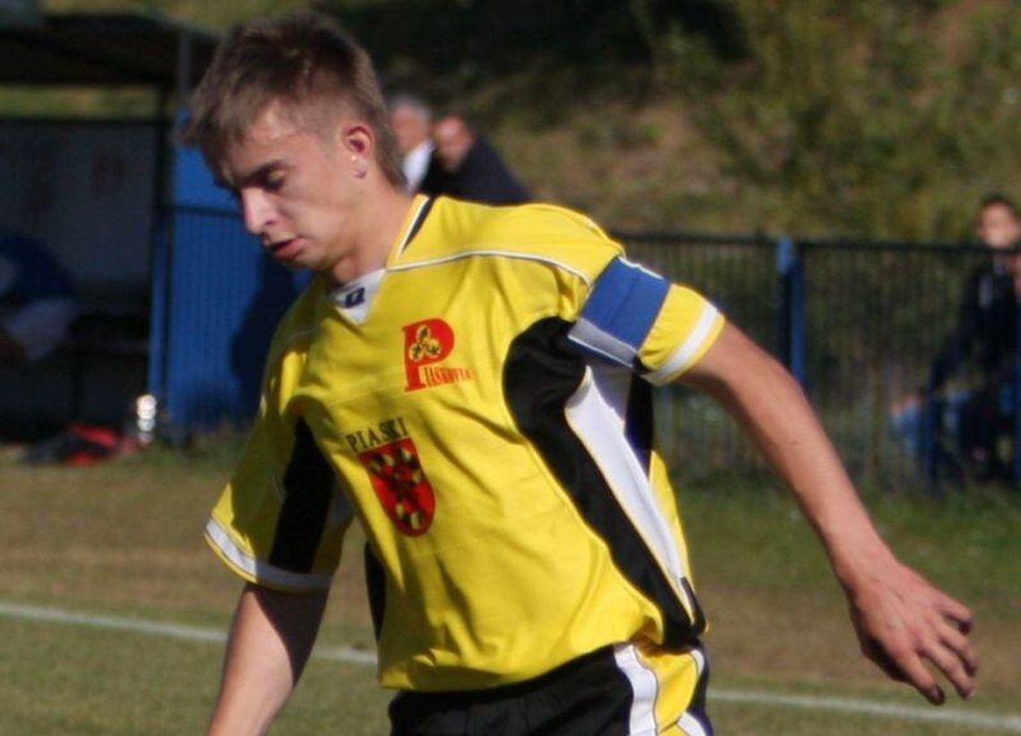 Piaskovia – Pogoń 1:2, Czarni - Amator 0:0